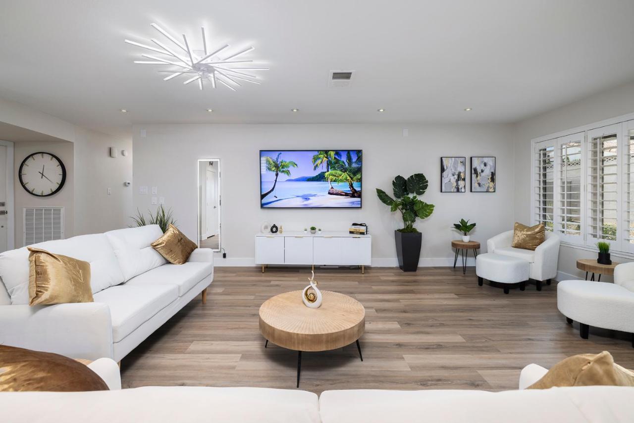 Single Story Minutes From Summerlin With Rv Parking & Dog Friendly 拉斯维加斯 外观 照片