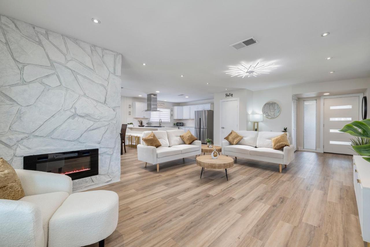 Single Story Minutes From Summerlin With Rv Parking & Dog Friendly 拉斯维加斯 外观 照片