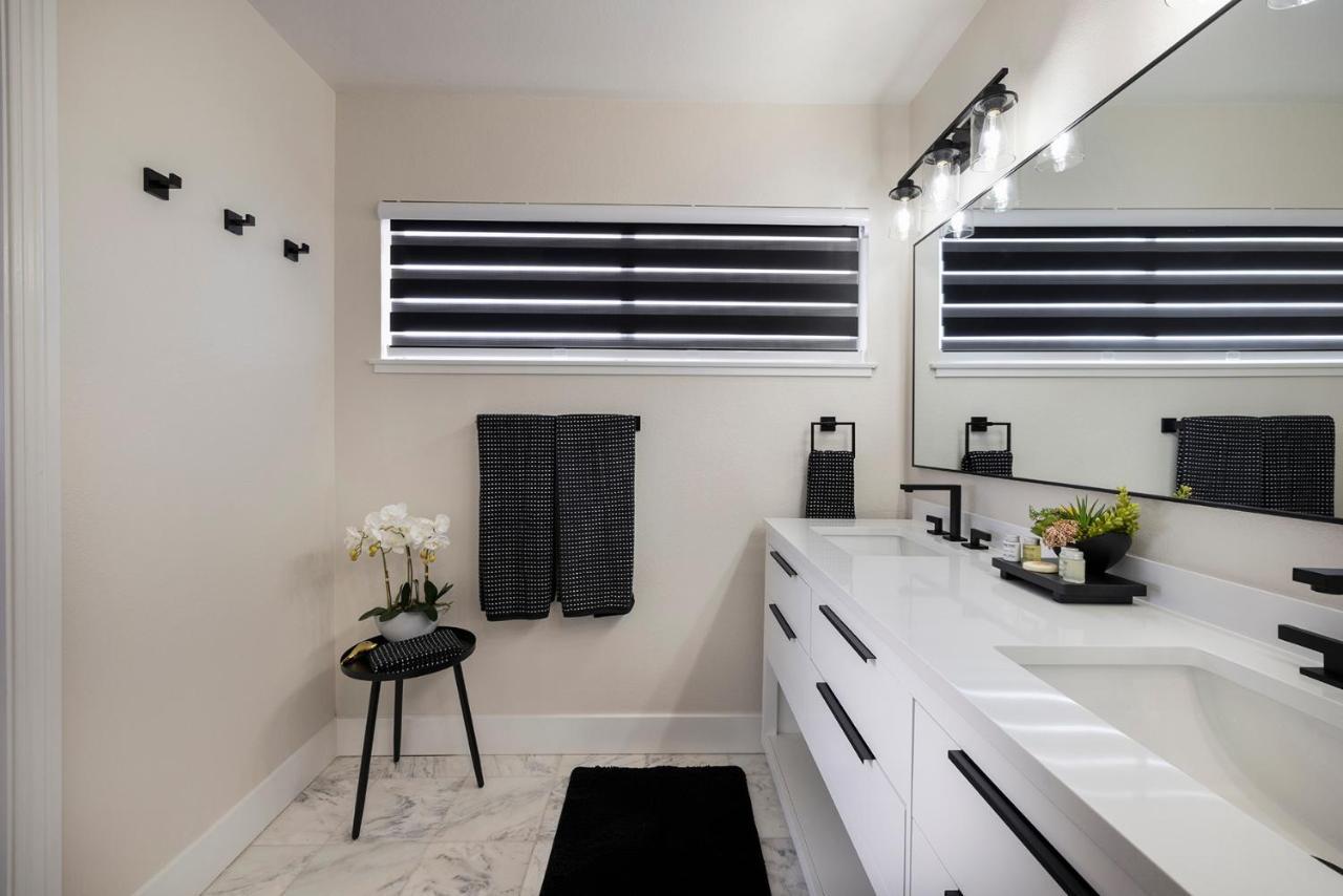 Single Story Minutes From Summerlin With Rv Parking & Dog Friendly 拉斯维加斯 外观 照片
