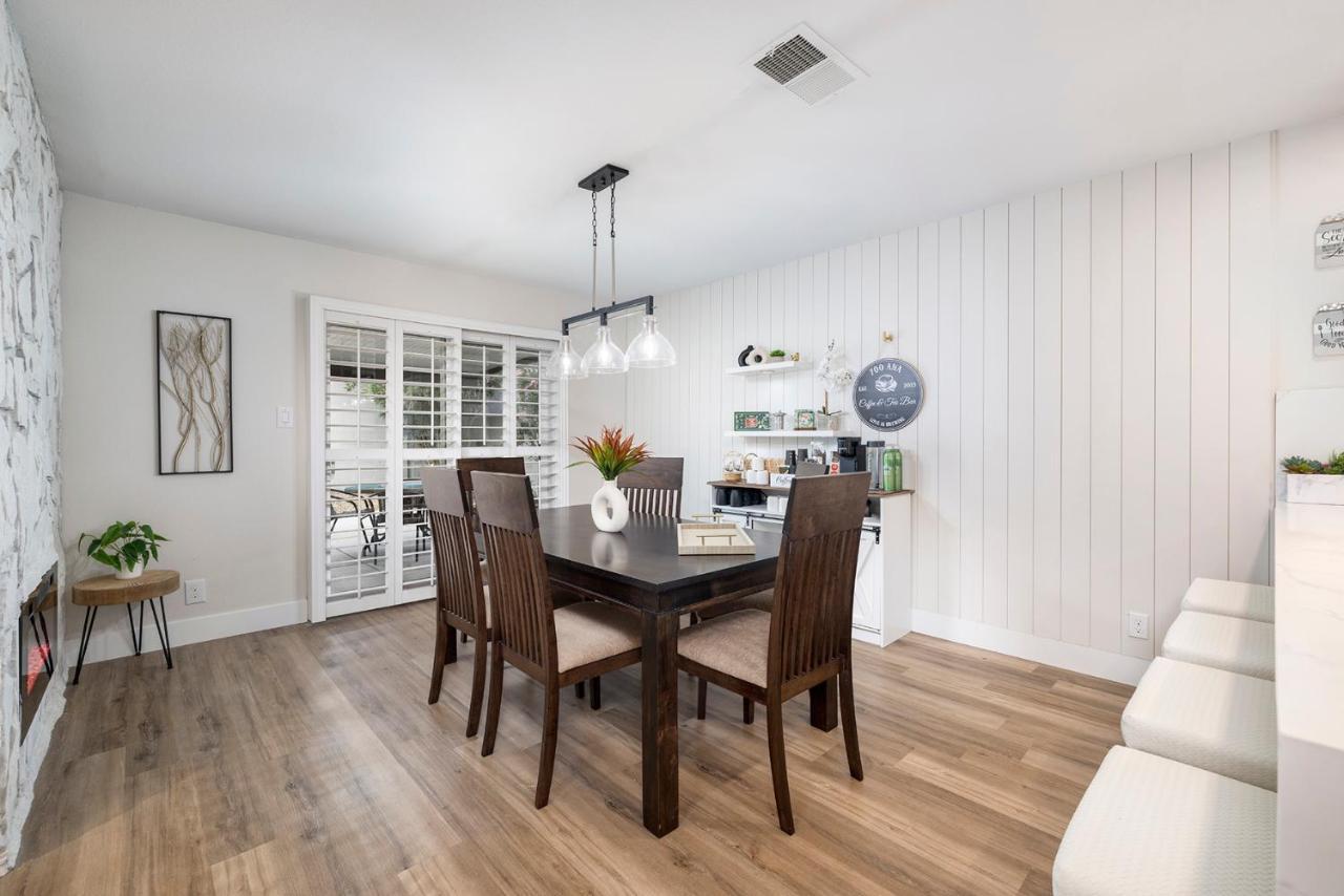 Single Story Minutes From Summerlin With Rv Parking & Dog Friendly 拉斯维加斯 外观 照片