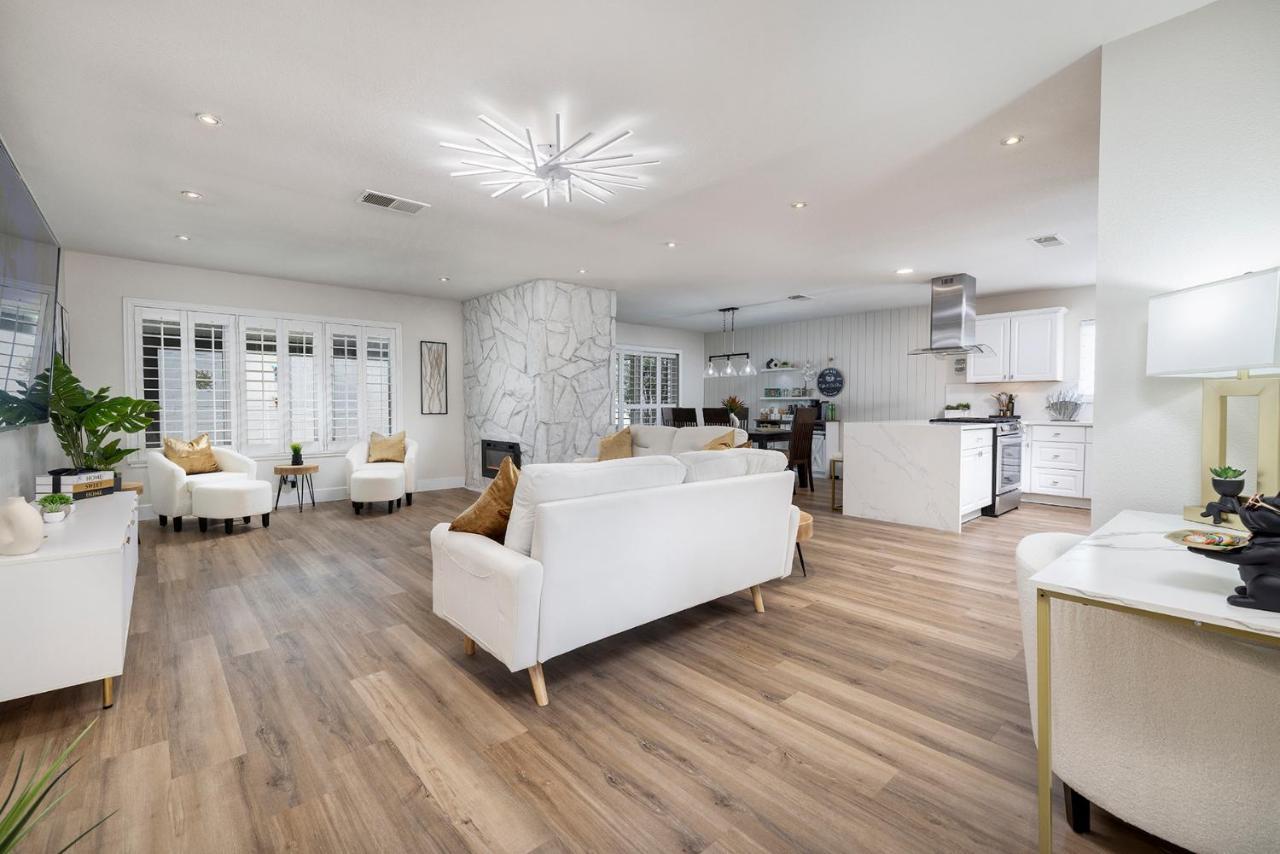 Single Story Minutes From Summerlin With Rv Parking & Dog Friendly 拉斯维加斯 外观 照片